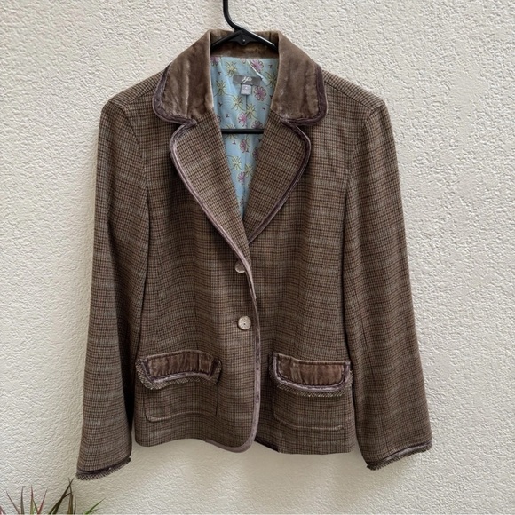 J. Jill Brown Plaid Blazer Jacket Size 4 Velvet Trim Blue Floral Lining Pockets - Picture 1 of 7